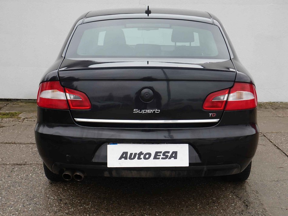 Škoda Superb II 2.0 TDi Ambition