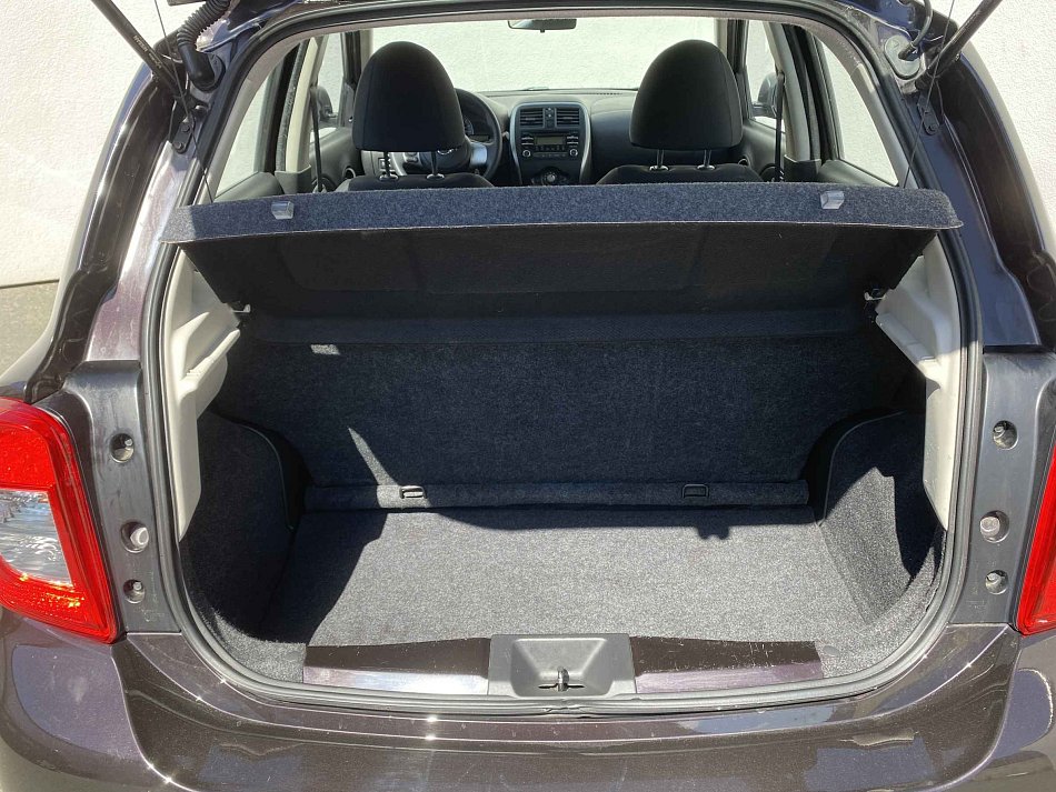 Nissan Micra 1.2i 