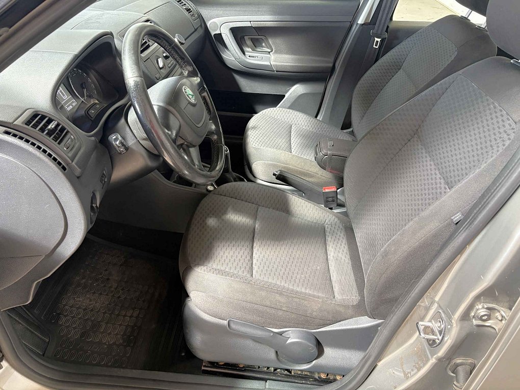 Škoda Roomster 1.2 TSi Style