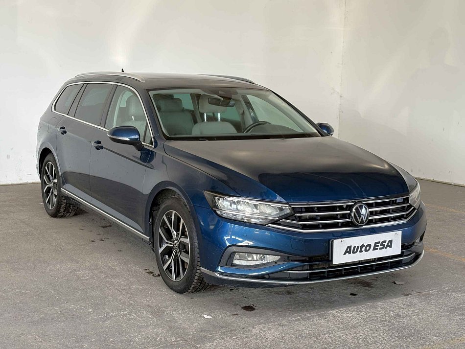Volkswagen Passat 2.0 TDi Elegance