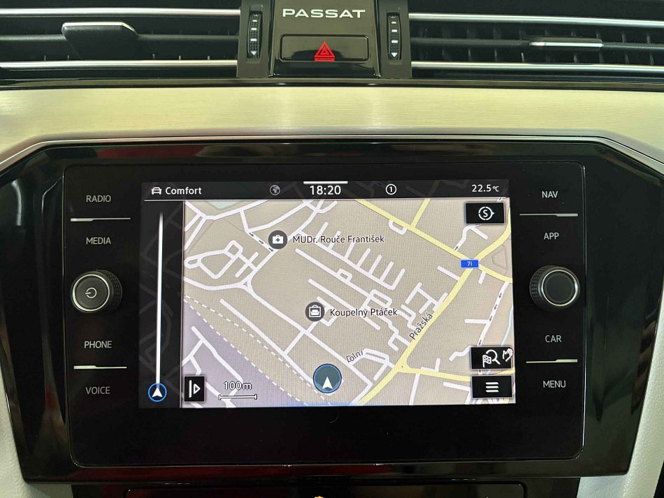 Volkswagen Passat 2.0 TDi Elegance
