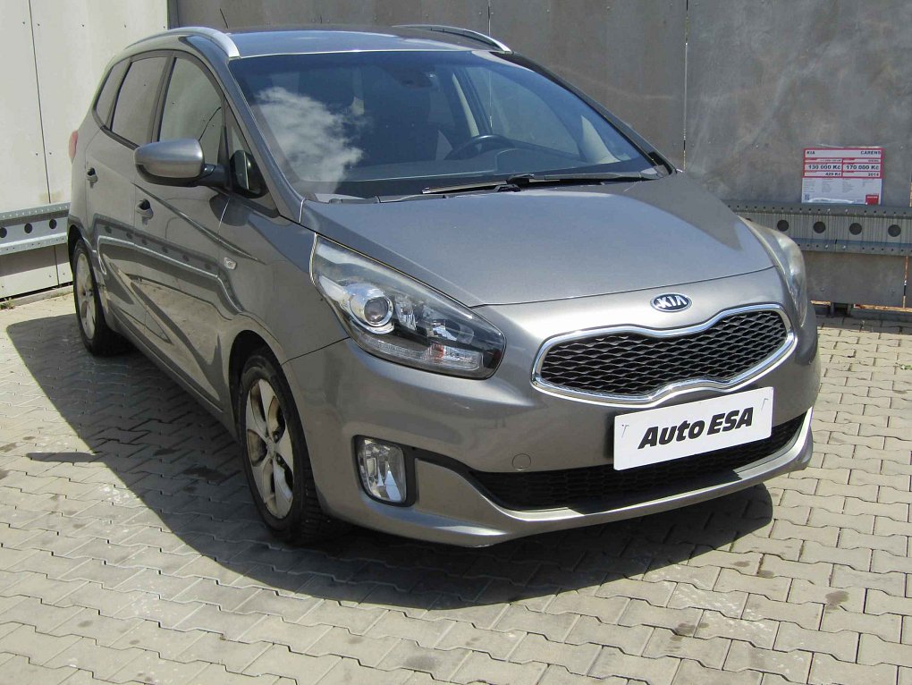 Kia Carens 1.7 CRDi 
