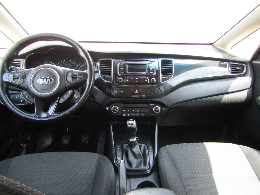 Kia Carens 1.7 CRDi 