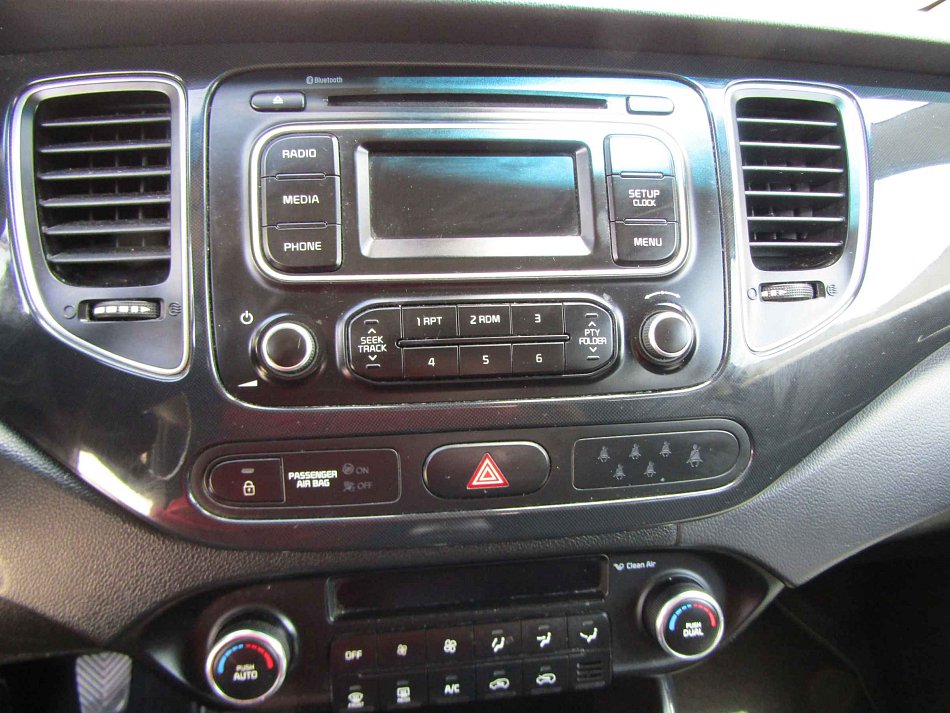 Kia Carens 1.7 CRDi 