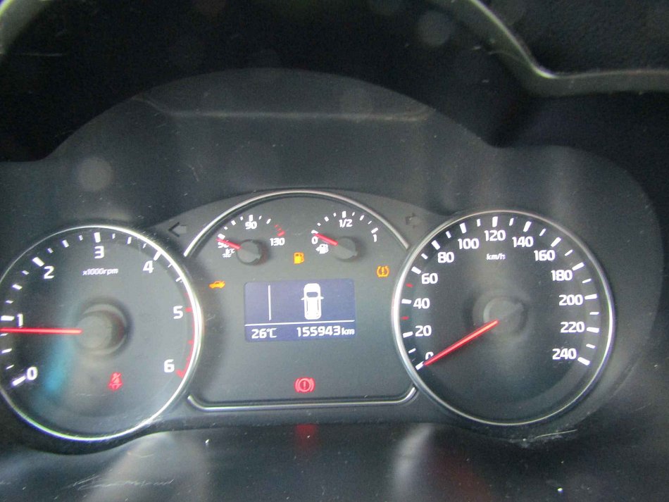 Kia Carens 1.7 CRDi 