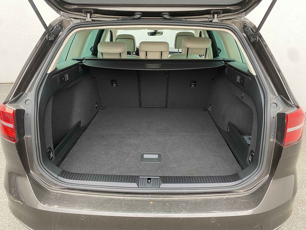 Volkswagen Passat 2.0 TDi Highline