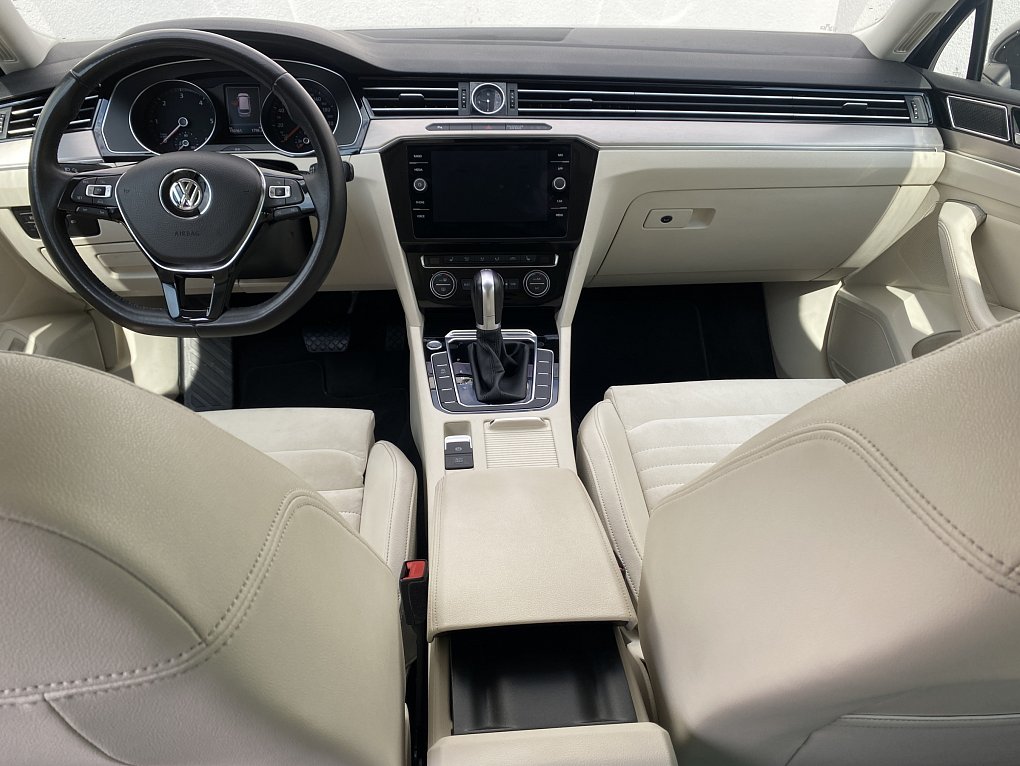 Volkswagen Passat 2.0 TDi Highline