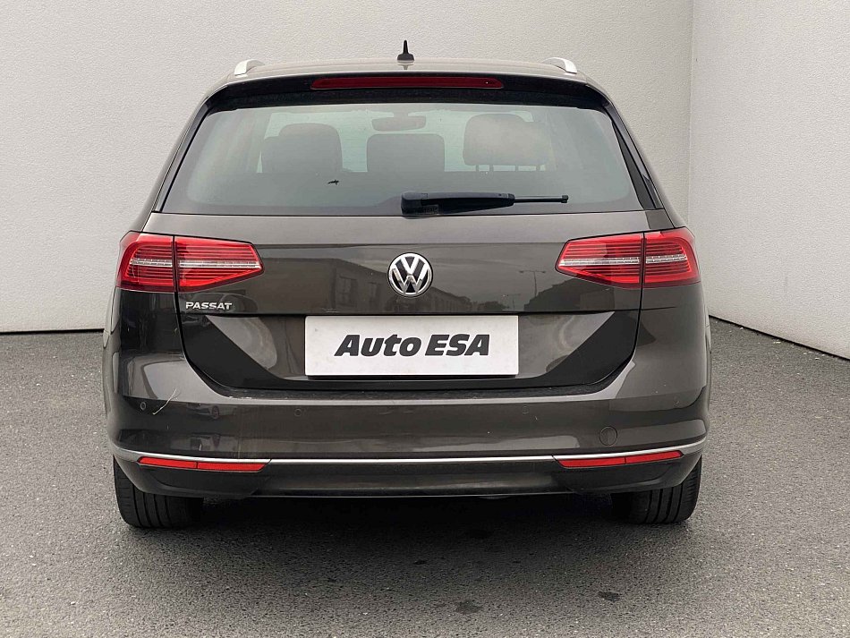 Volkswagen Passat 2.0 TDi Highline