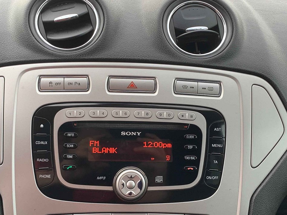 Ford Mondeo 1.6i 