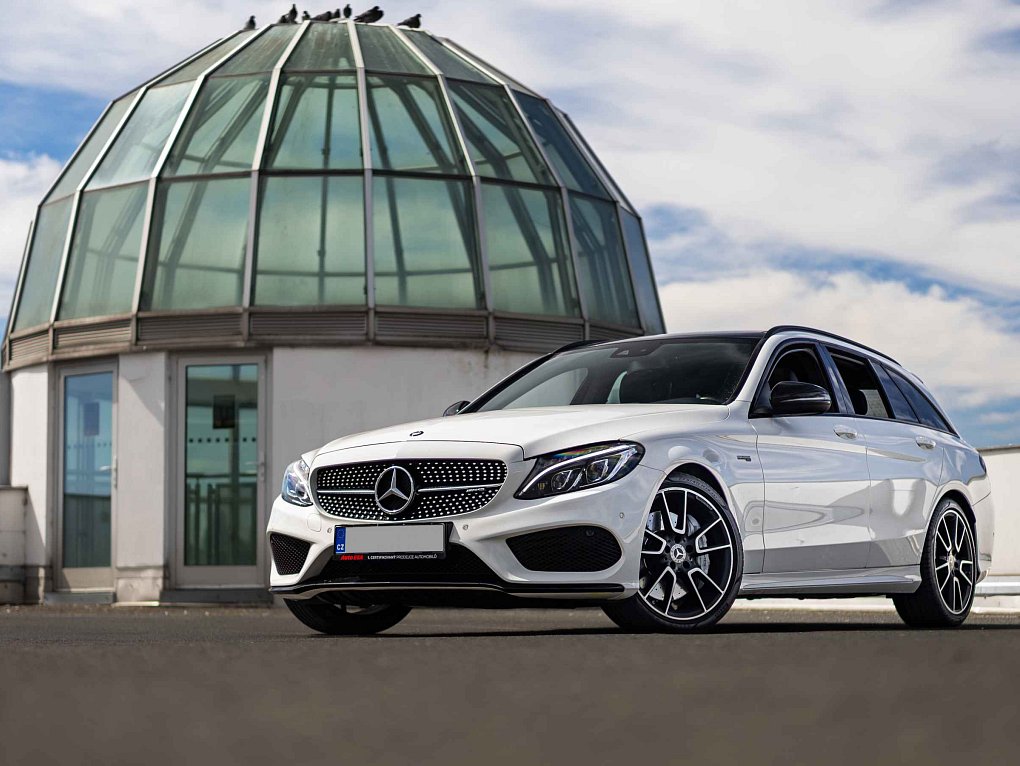 Mercedes-Benz Třída C 3.0 V6 BiTurbo AMG AMG C 43 4MATIC Estate