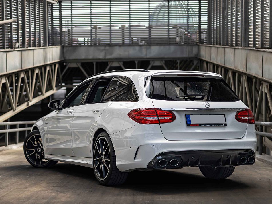 Mercedes-Benz Třída C 3.0 V6 BiTurbo AMG AMG C 43 4MATIC Estate