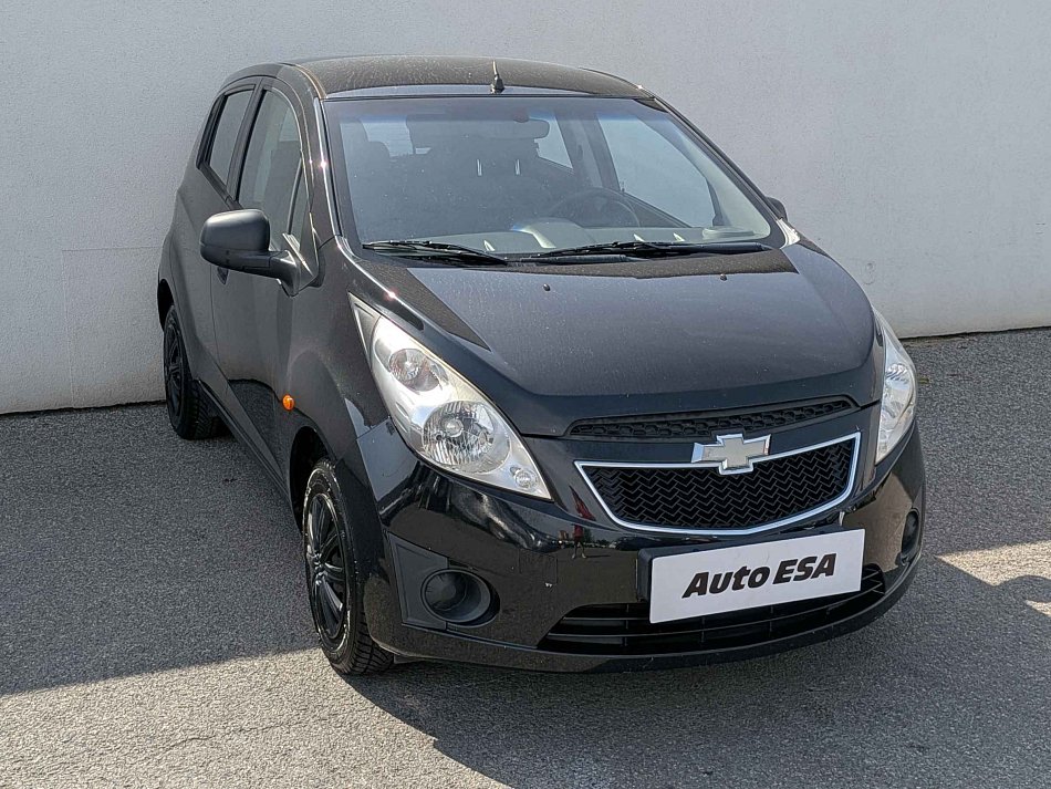Chevrolet Spark 1.0i 
