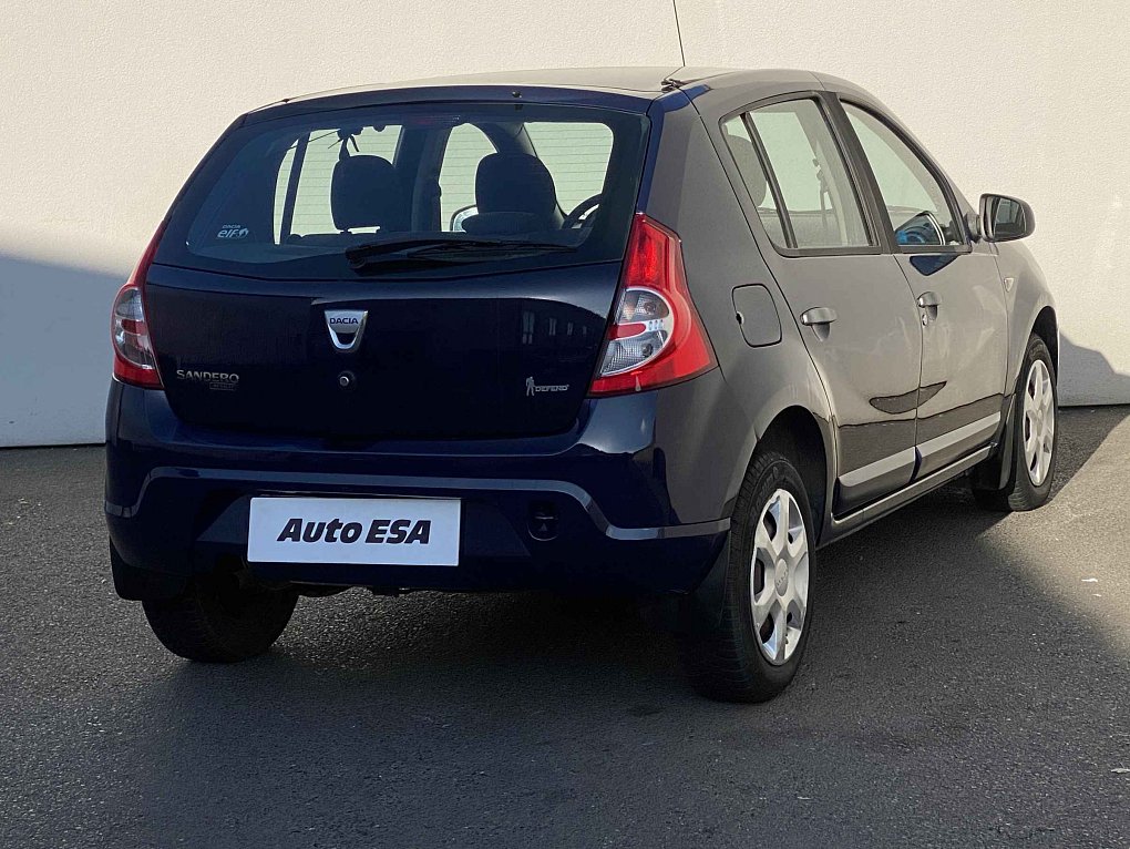 Dacia Sandero 1.4i 
