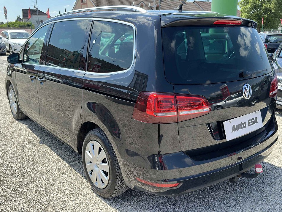 Volkswagen Sharan 2.0 TDi 