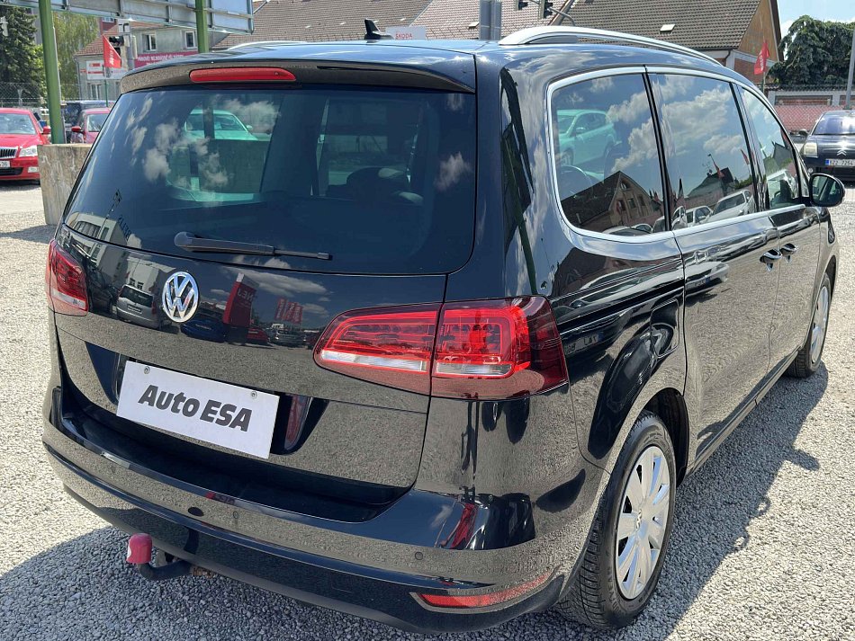 Volkswagen Sharan 2.0 TDi 