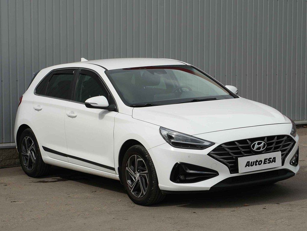 Hyundai I30 1.5 DPi Family