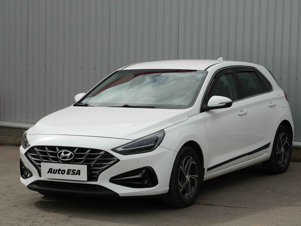 Hyundai I30 1.5 DPi Family
