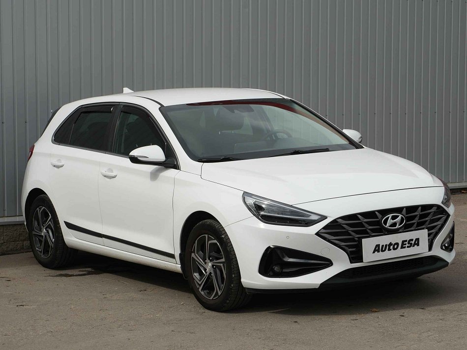 Hyundai I30 1.5 DPi Family