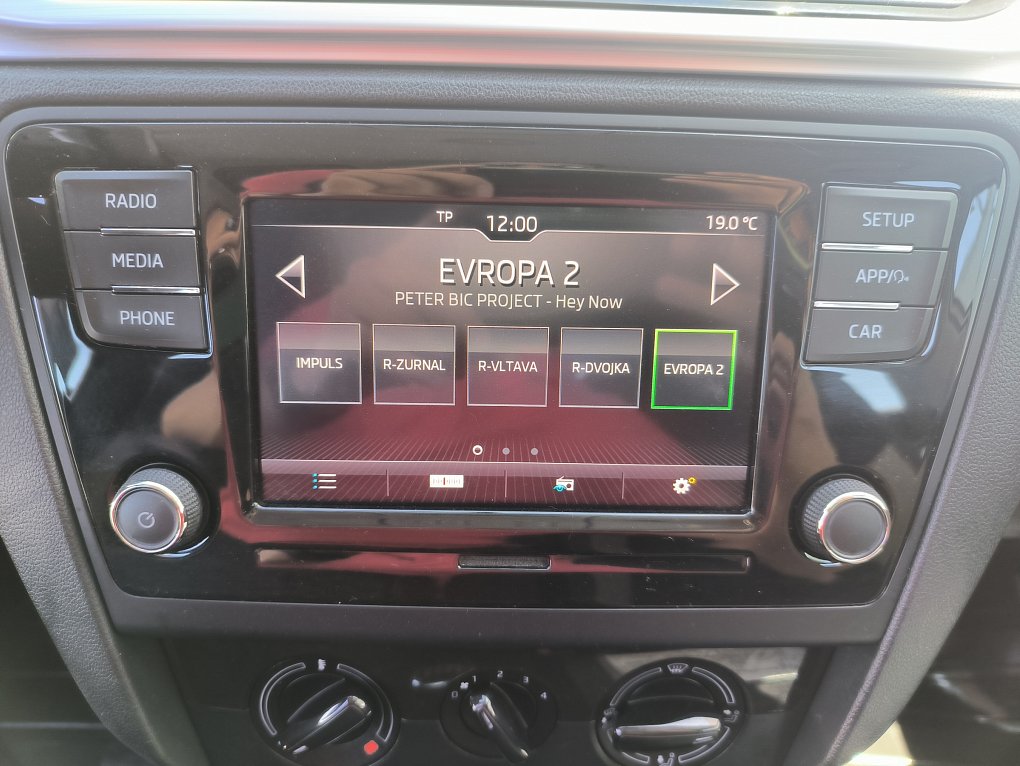 Škoda Rapid 1.0 TSI Ambition