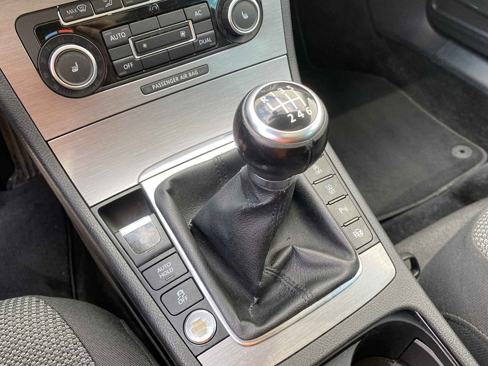 Volkswagen Passat 2.0 TDI Comfortline