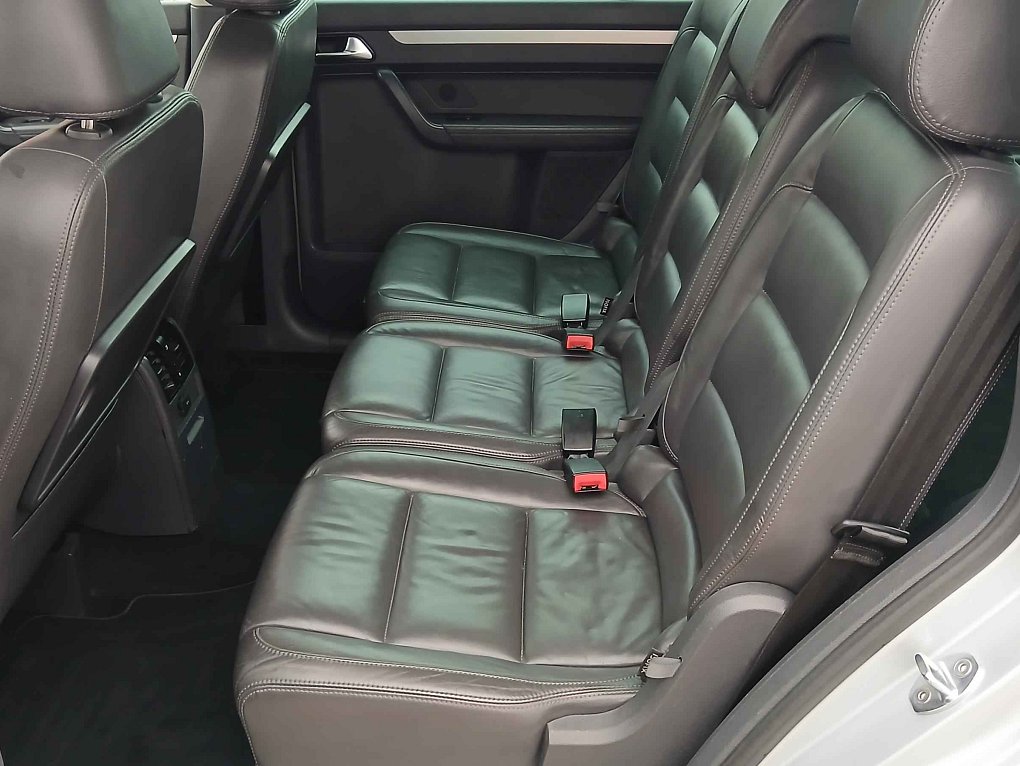 Volkswagen Touran 1.4 TSi Highline