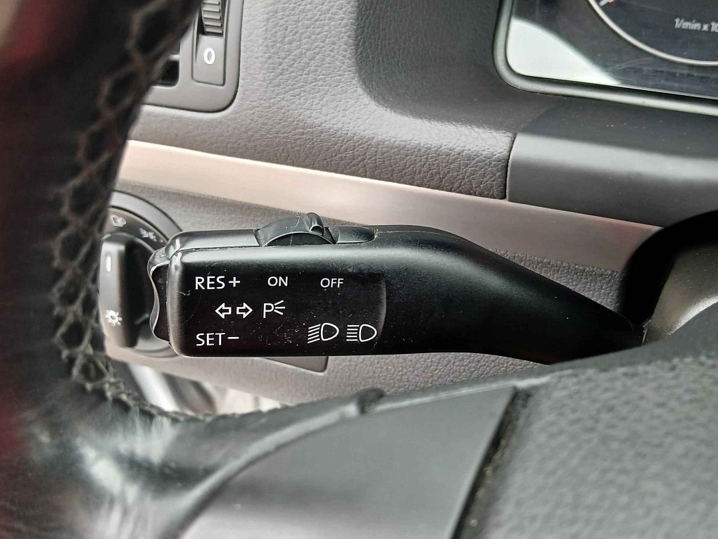 Volkswagen Touran 1.4 TSi Highline
