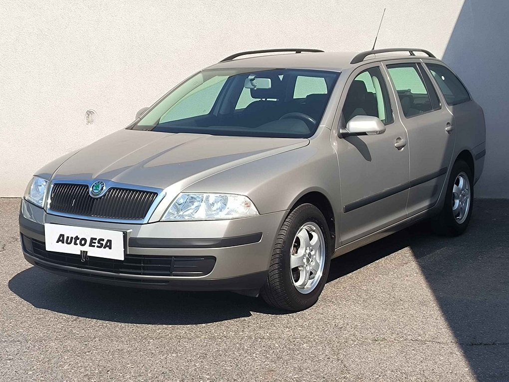 Škoda Octavia II 1.6 MPi Ambiente