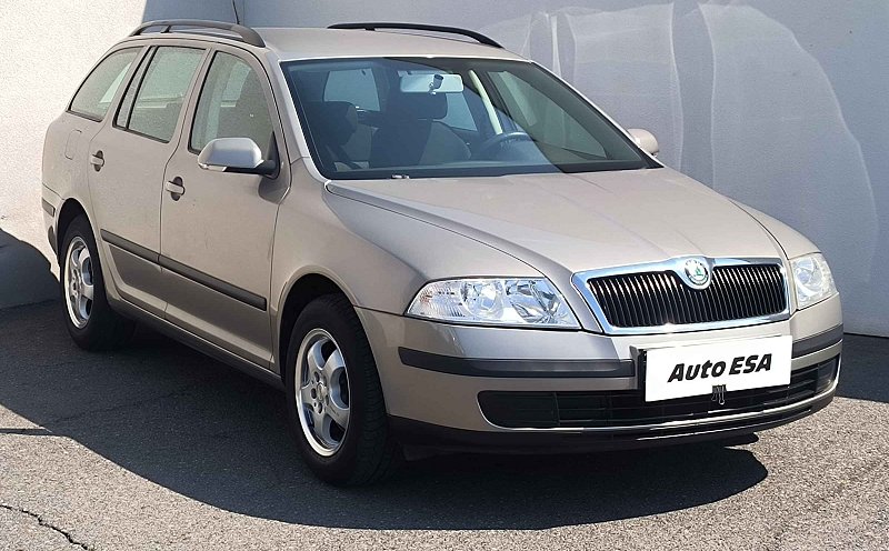 Škoda Octavia II 1.6 MPi Ambiente
