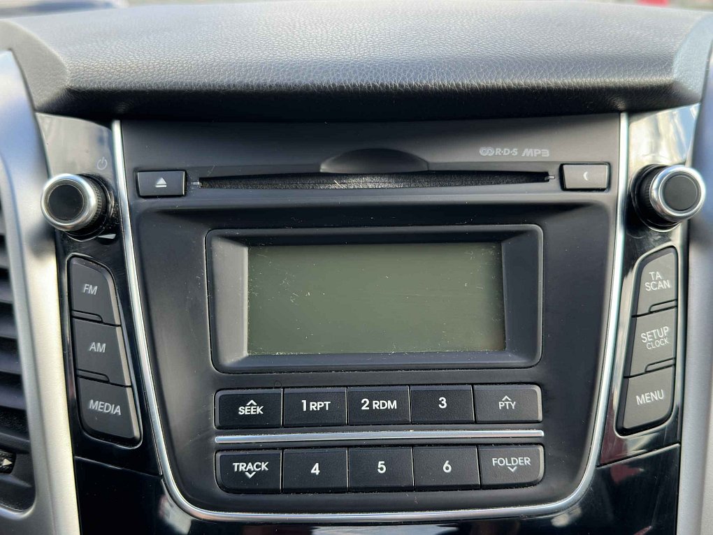 Hyundai I30 1.6 GDi Trikolor
