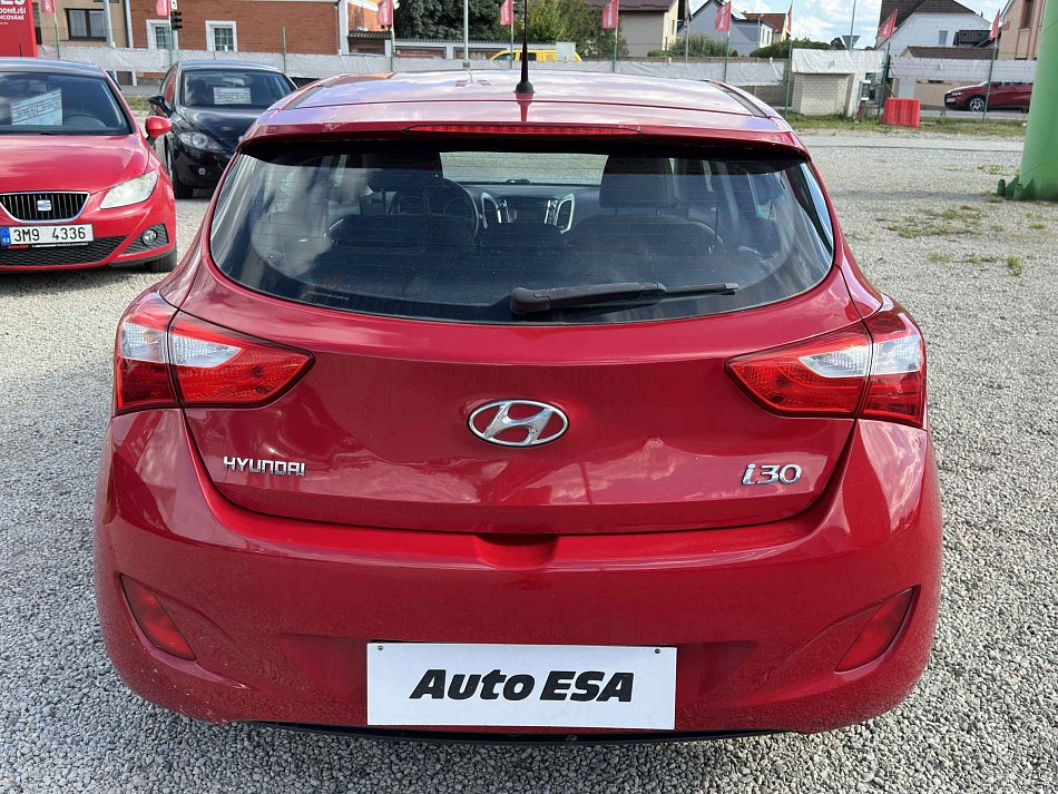 Hyundai I30 1.6 GDi Trikolor