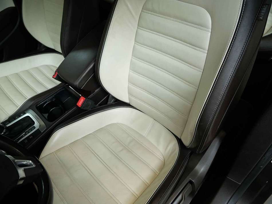 Volkswagen Passat CC 2.0TDi  4x4