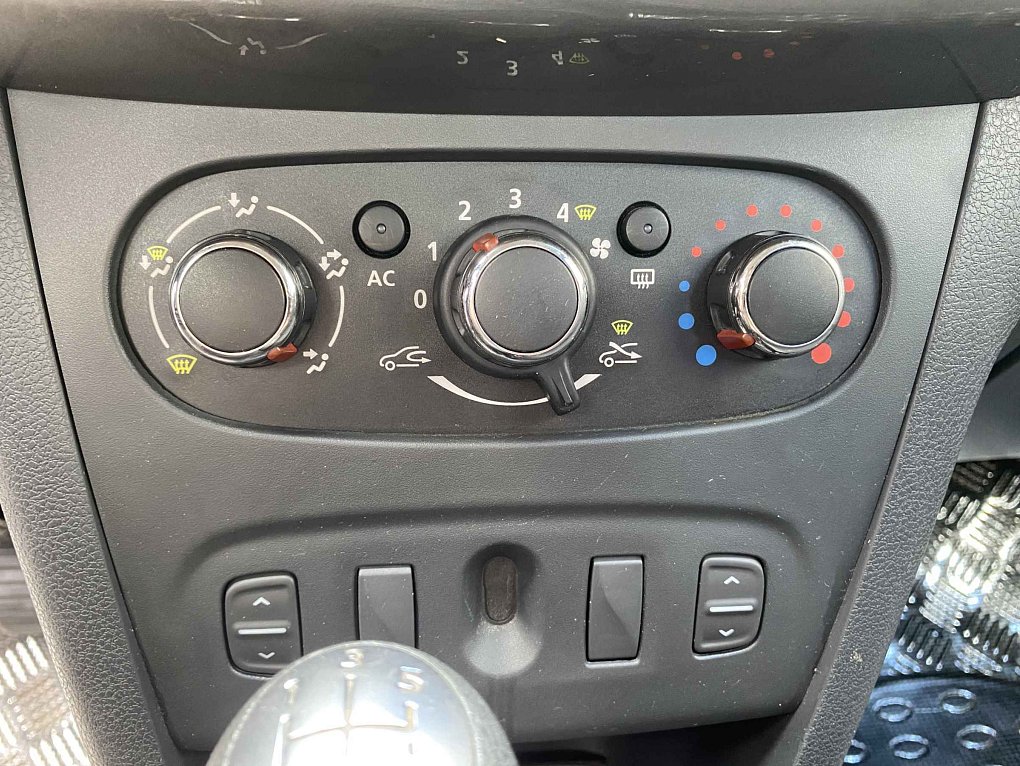 Dacia Logan 1.4MPi 