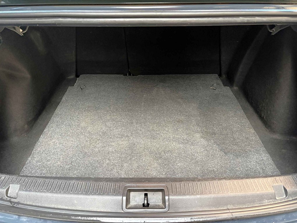 Renault Fluence 1.6i 