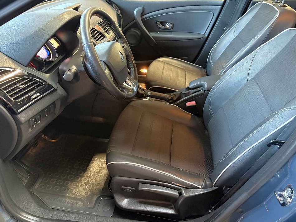 Renault Fluence 1.6i 
