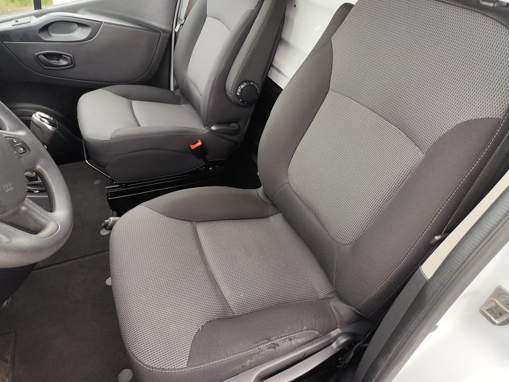 Renault Trafic 2.0dCi  L1H1
