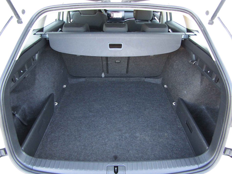 Škoda Octavia IV 2.0 TDi Style