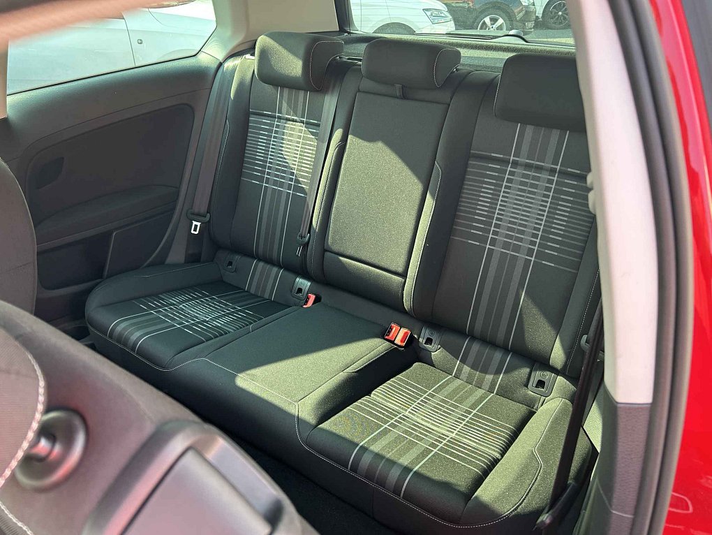 Volkswagen Golf 1.6 TDi Lounge