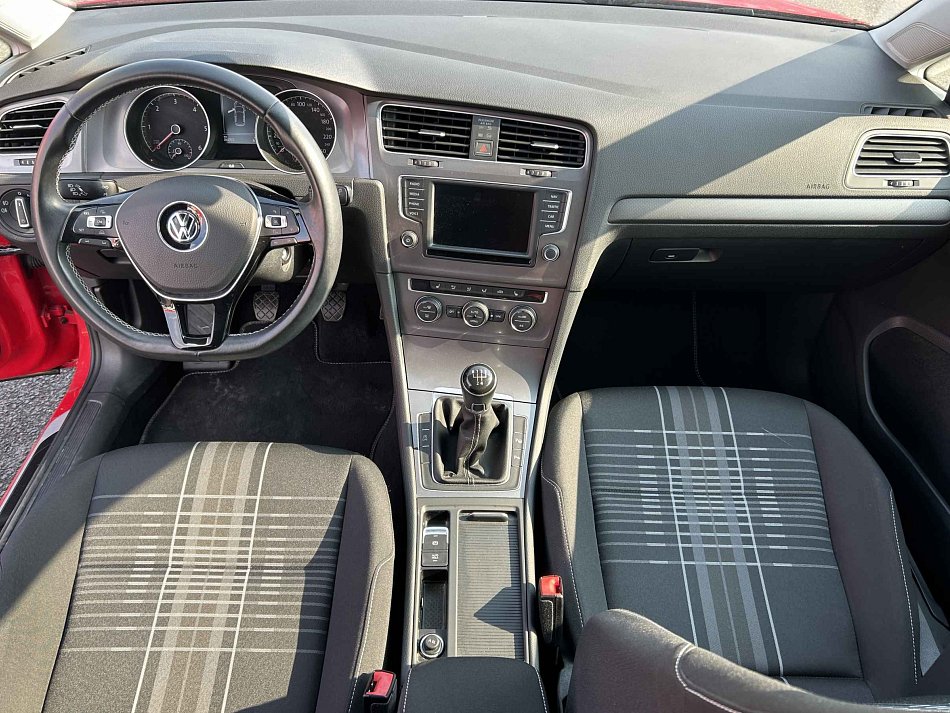 Volkswagen Golf 1.6 TDi Lounge