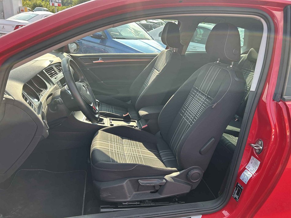 Volkswagen Golf 1.6 TDi Lounge