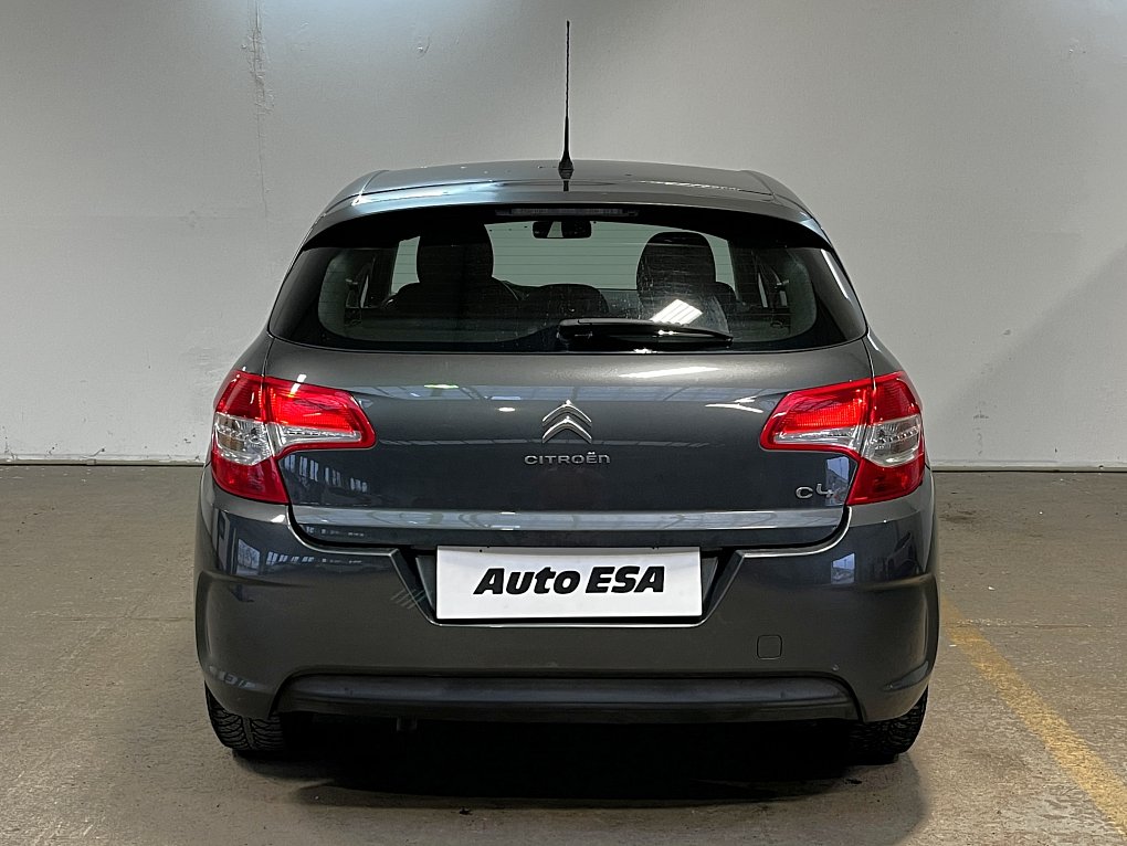 Citroën C4 1.4 i 
