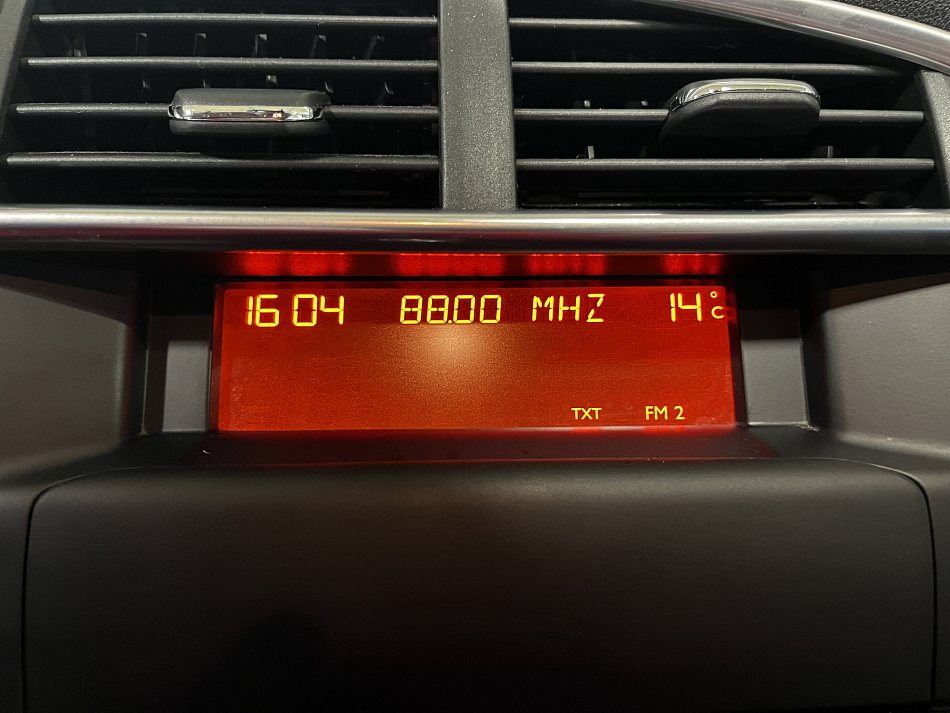 Citroën C4 1.4 i 