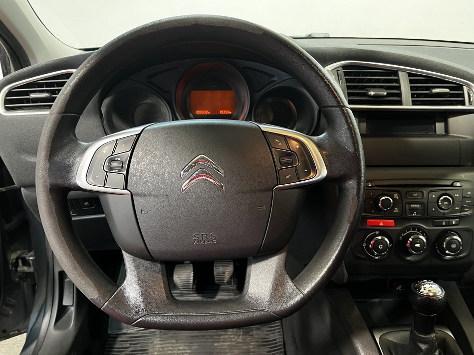 Citroën C4 1.4 i 