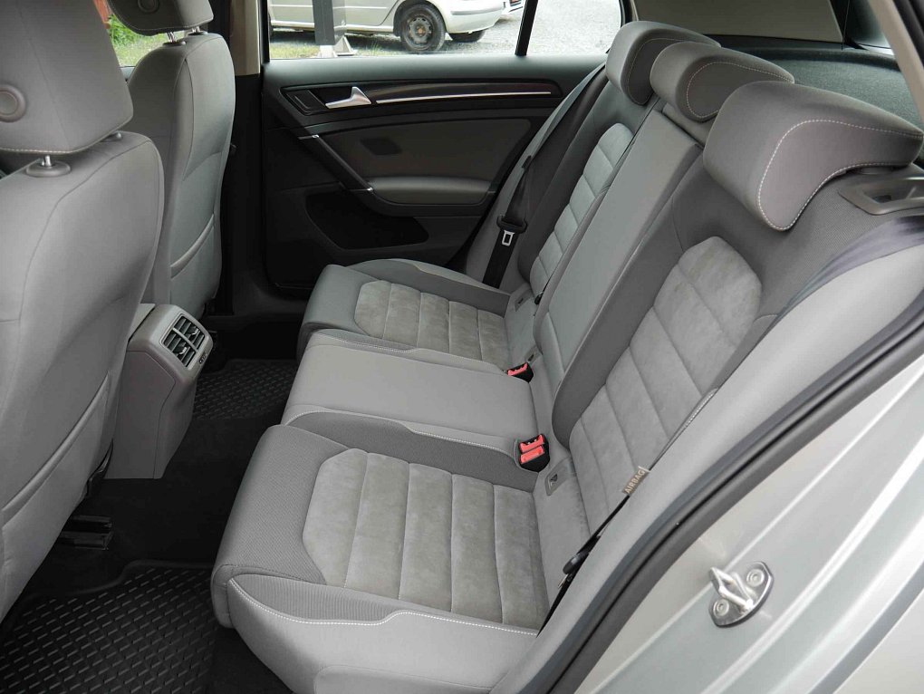 Volkswagen Golf 1.4 TSi Highline