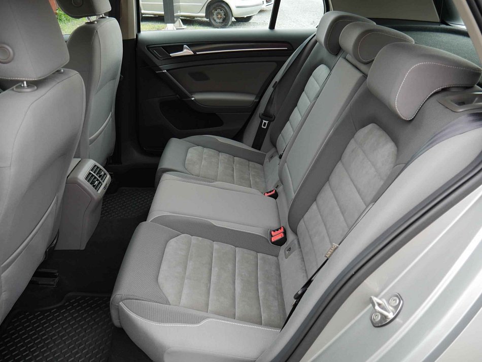 Volkswagen Golf 1.4 TSi Highline
