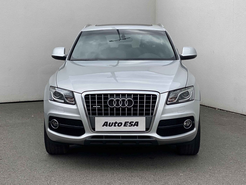 Audi Q5 2.0 TFSi S-line quattro