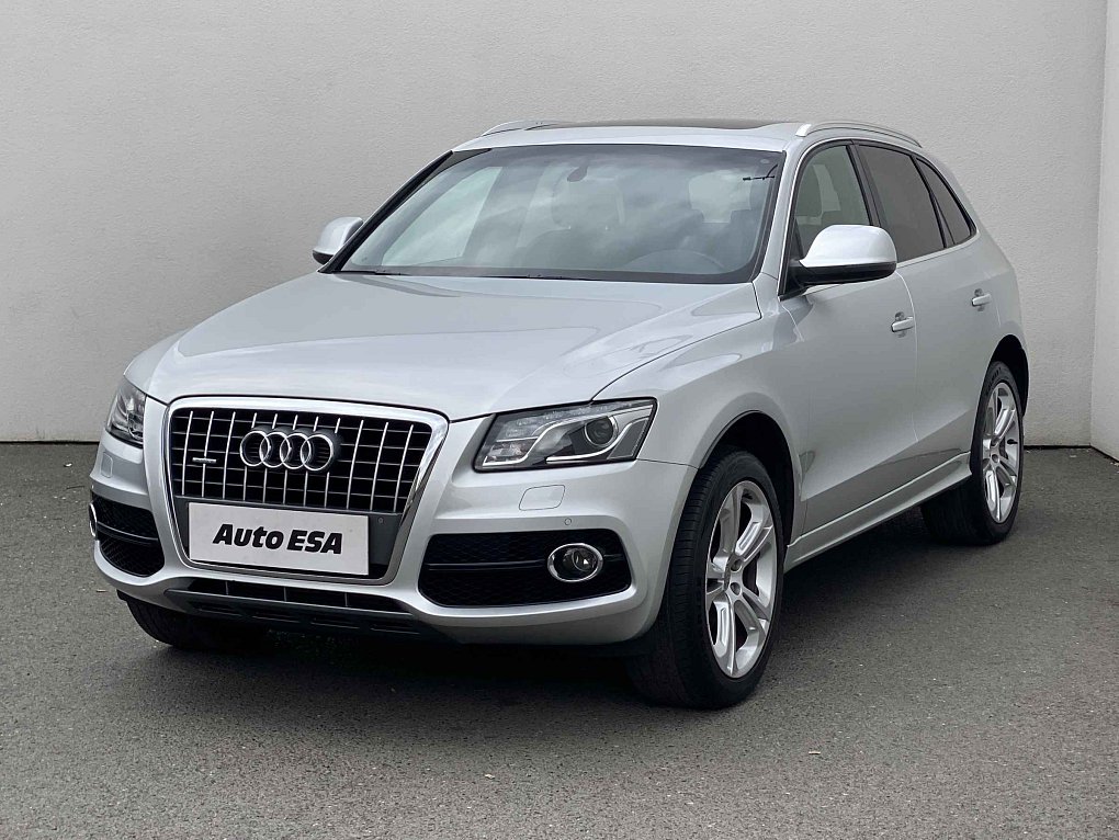 Audi Q5 2.0 TFSi S-line quattro