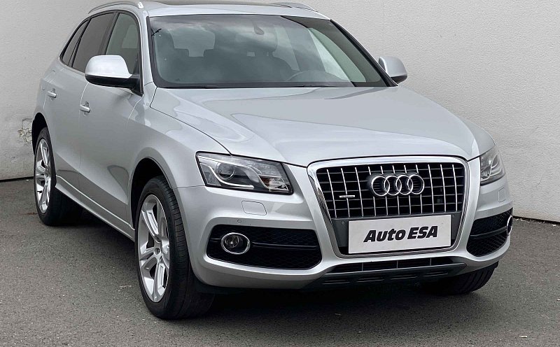 Audi Q5 2.0 TFSi S-line quattro