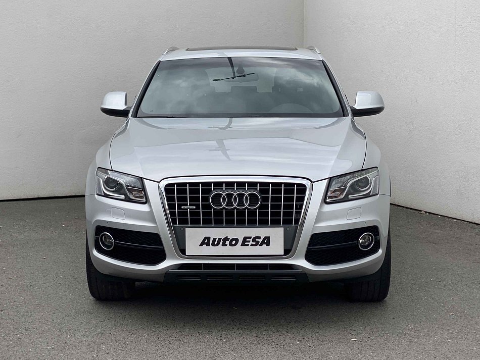 Audi Q5 2.0 TFSi S-line quattro