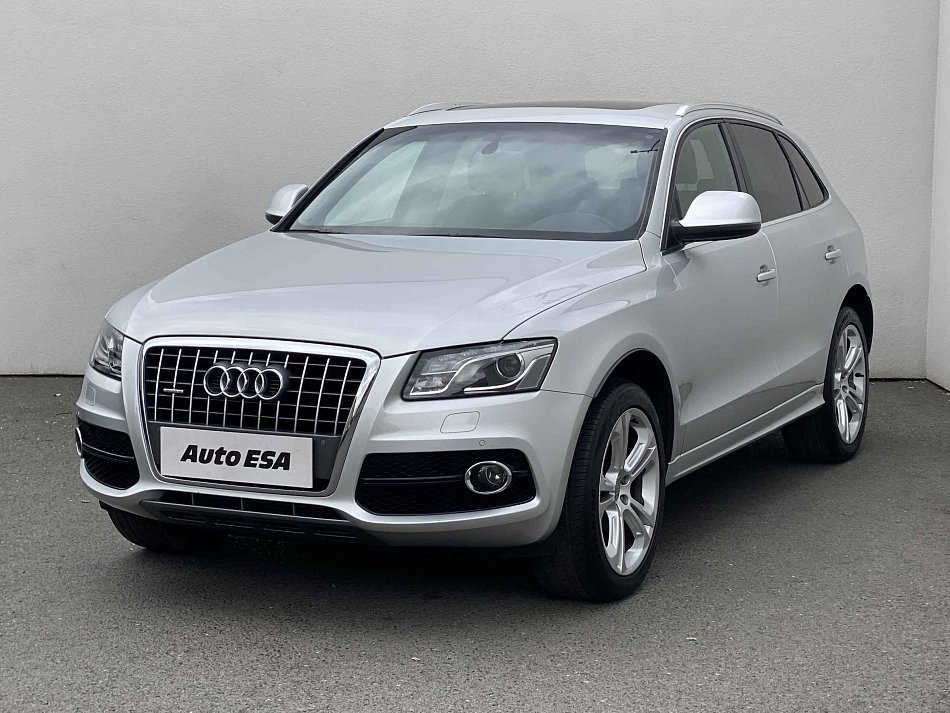 Audi Q5 2.0 TFSi S-line quattro
