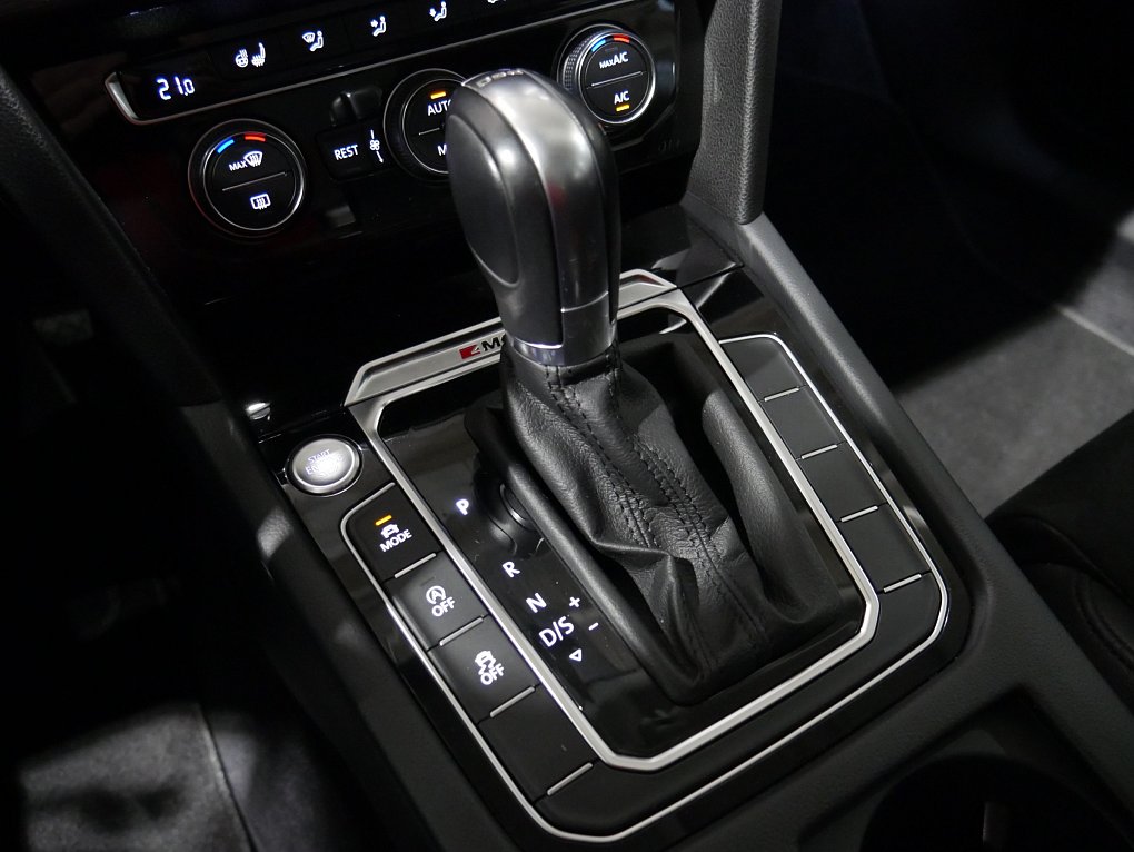 Volkswagen Passat 2.0Bi-TDi  4x4